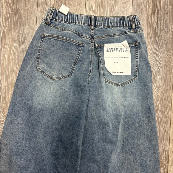 Fire and Rain Classic Blue Wide-Leg Women Jeans - Picture 10 of 10